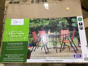 lot 428 image: Mainstays Albany Lane 5 Piece Outdoor Dining Set