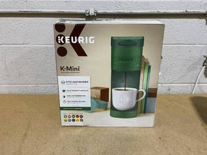 lot 160 image: Keurig K-Mini Single-Serve K-Cup Pod Brewer