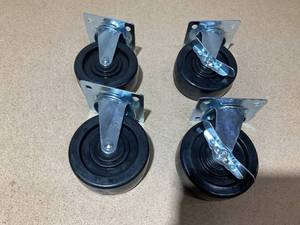 lot 257 image: 4PCS E-Johnson 5 X 2 Swivel Caster Wheel