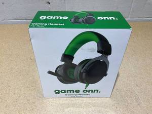 lot 261 image: Onn Xbox Wired Video Game Headset with 3.5mm Connector