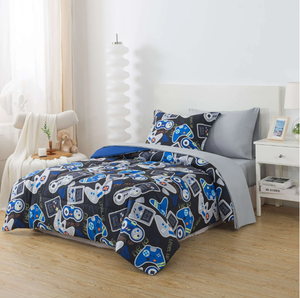 lot 193 image: 5PCS Your Zone Glow in the Dark Gamer Bedding Set for Kids with Fabric Storage Bag