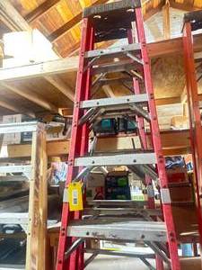 lot 347 image: 8 Green Built Fiberglass Step Ladder