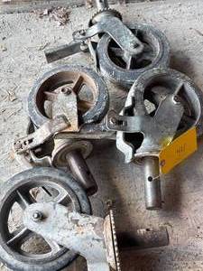 lot 421 image: Scaffold Wheels