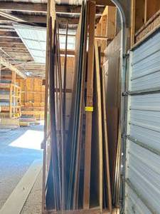 lot 514 image: Plywood Siding