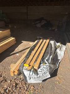 lot 530 image: 2x4 precut studs