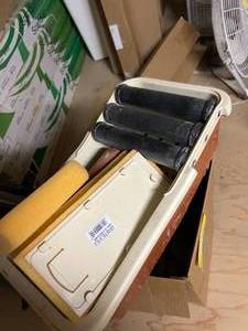 lot 606 image: Grout Bucket