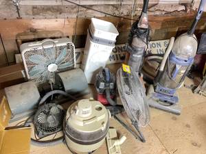 lot 609 image: Misc vacuums, fans