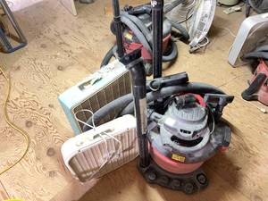lot 608 image: Craftsman Shop Vac with Fans