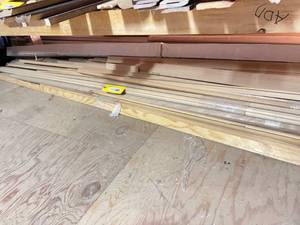 lot 616 image: Unfinished Moulding