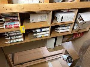 lot 626 image: Caulk and Adhesive