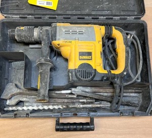 lot 23 image: DeWalt D25652 Rotary Hammer Drill with Case and Accessories
