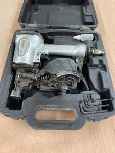 lot 32 image: Grip-Rite GRTR175 Coil Roofing Nailer in Case