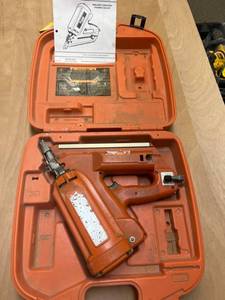lot 46 image: Paslode Cordless Framing Nailer with Case and Manual