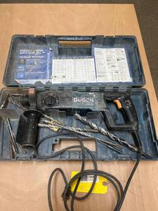lot 50 image: Bosch 11224VSR Electric Rotary Hammer Drill with Case and Accessories