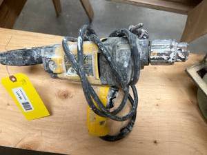 lot 86 image: DeWALT DW130 120V Heavy Duty Drill