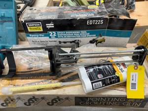 lot 90 image: Simpson Strong-Tie EDT22S Epoxy Dispensing Tool for 22 Oz. Cartridge