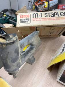 lot 92 image: Senco M-1 Stapler with Original Packaging