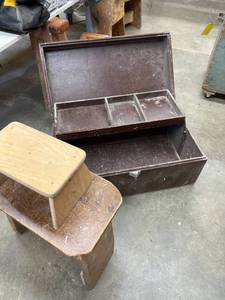 lot 114 image: Wooden Storage Chest with Removable Tray and Two Wooden Stools