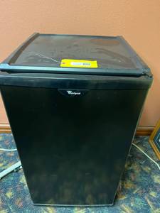 lot 121 image: Whirlpool Compact Black Mini Refrigerator