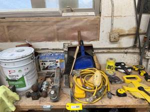 lot 218 image: Miscellaneous Workshop Tools and Supplies