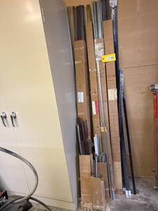 lot 229 image: Metal Shelf Standards in Various Sizes and Finishes