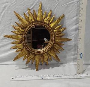 lot 134 image: Sunburst Mirror approx 11 x 13
