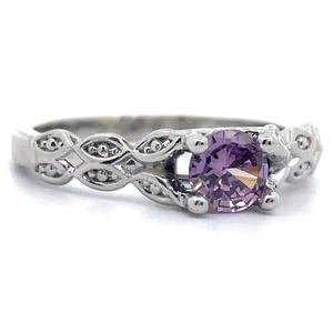 lot 46 image: Amethyst Leaf & Vine Fancy Gallery Ring VIDEO