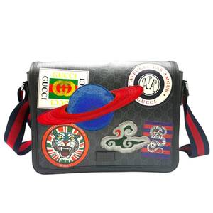 lot 28C image: Gucci GG Supreme Patches Messenger Bag Pre-Owned Retail $2,200