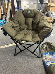lot 38 image: Tommy Bahama Jumbo Club Chair MSRP - $72