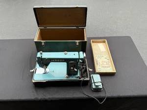 Morse Super Dial Vintage Sewing Machine with Case and Manual - untested