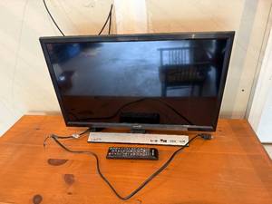 lot 19 image: Samsung 24-Inch LED TV Model T24E310ND with Remote and Antenna