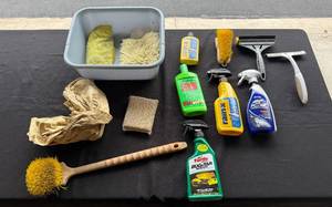 lot 26 image: Car Cleaning and Detailing Kit with Brushes, Sprays, and Accessories