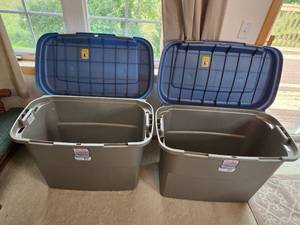 lot 51 image: Set of 2 Sterilite 30-Gallon Plastic Storage Totes with Lids