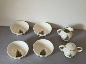 lot 60 image: Christopher Radko Traditions Holiday Celebrations Serving Set with Creamer, Sugar Bowl, and 4 Bowls