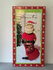 lot 70 image: Metal Outdoor Santa Holiday Decor in Box