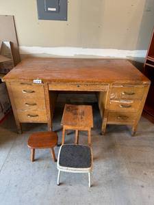 lot 131 image: Vintage Wooden Office Desk and Stools & Bench Set