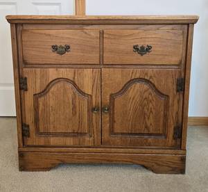 lot 140 image: Solid Oak Side Table with Drawers and Storage, 30x33x17 Inches