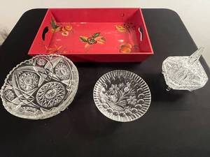 lot 189 image: Tracy Porter Octavia Hill Serving Tray and Cut Glass Dish Set