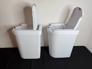 lot 213 image: Pair of White Plastic Flip-Top Wastebaskets