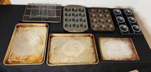 lot 224 image: Baking Sheet and Muffin Pan Collection with Cooling Racks