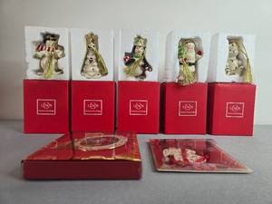 lot 226 image: Lenox Christmas Ornament Collection with Boxes