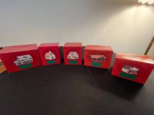 lot 268 image: Set of 5 Hallmark Keepsake Christmas Village Miniatures in Original Boxes & Pkg