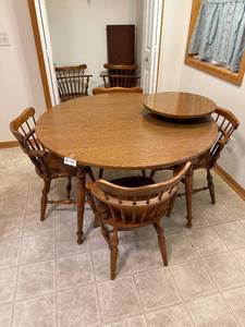 lot 278 image: Ethan Allen Formica Dining Table with 6 Spindle Back Chairs and Leaves, 29x48 Inch. Inc. Lazy Susan on Top of Table