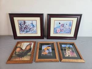 lot 290 image: Set of 5 Framed Prints Featuring Birds, Flowers, and Rooster Designs