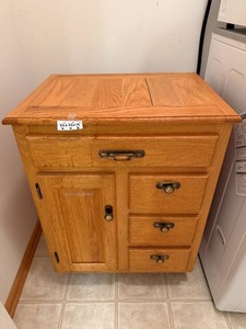 lot 305 image: Oak Cabinet with Drawer and Door Storage, 33x25x19 Inches