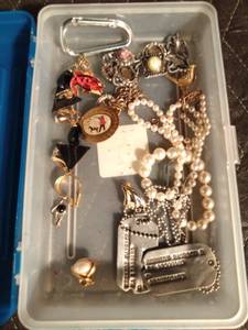 lot 29 image: Jewelry including Sterling silver necklace, military dog tags