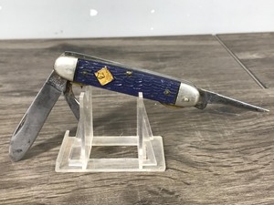 lot 326 image: Vintage Camillus Cub Scout BSA Camping Pocket Knife