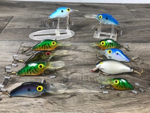 lot 331 image: Lot of 10 Fishing Lures - see description below for more info