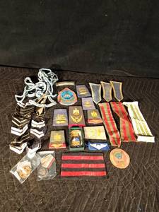 lot 52 image: Iraq patches, medals & more and 1 Russian war commemorative medal of 50 yrs 1918-1968