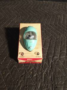 lot 44 image: Vintage Hull Beaconlite illuminated auto compass in original box complete with manual
